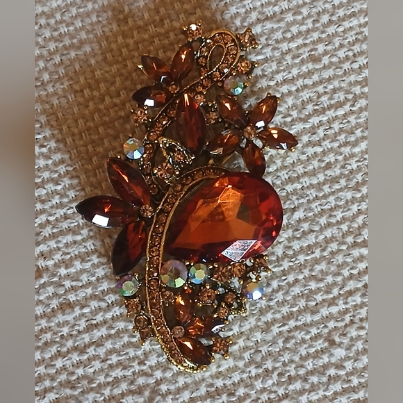 🍂🍁Large Fall Foliage Brooch🍁🍂 - Picture 5 of 8